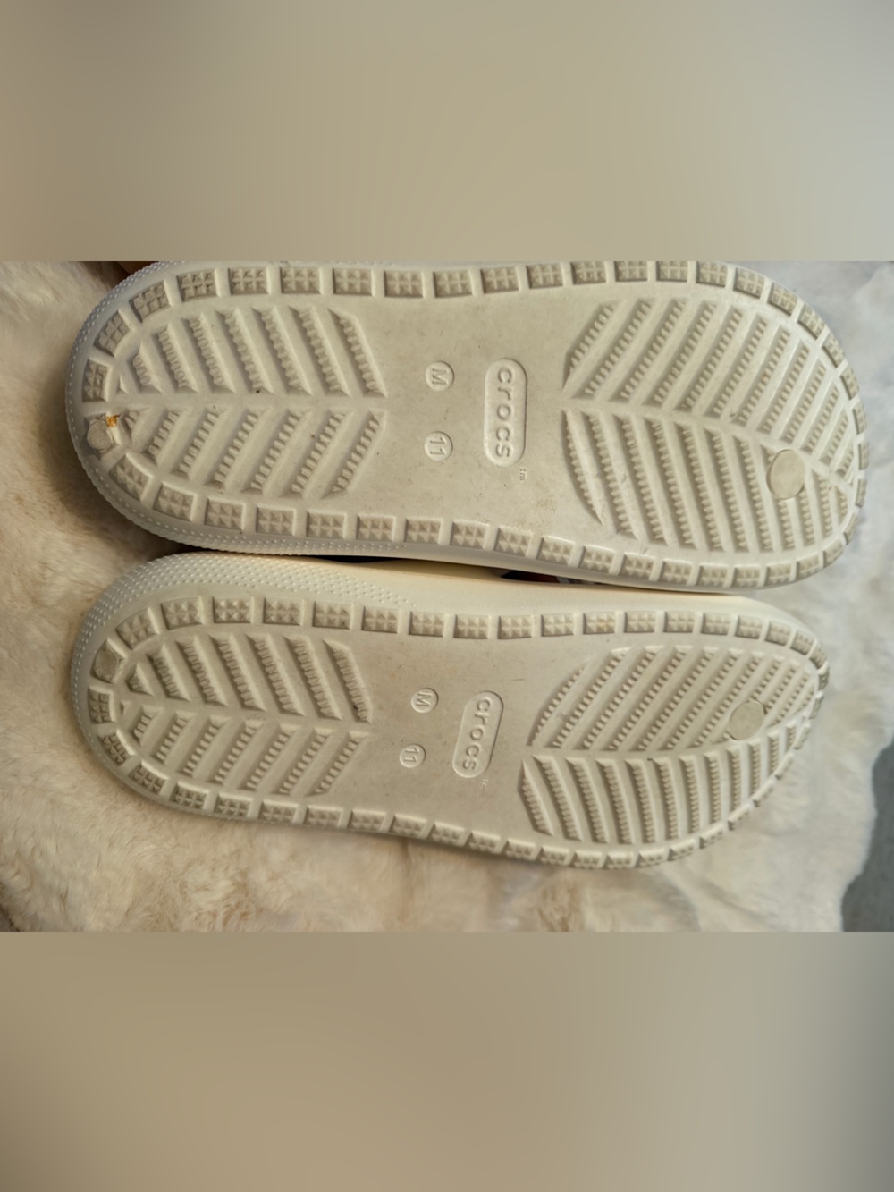 Croc’s White Orthopedic Slides•11 - Picture 6 of 7